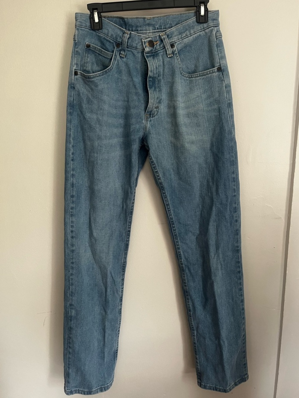 Wrangler Men’s Blue Jeans-never worn